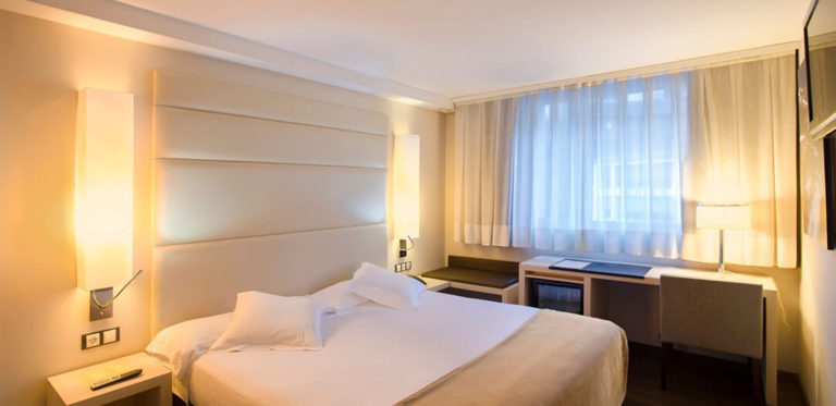 Habitación Matrimonial Hotel Mola Park
