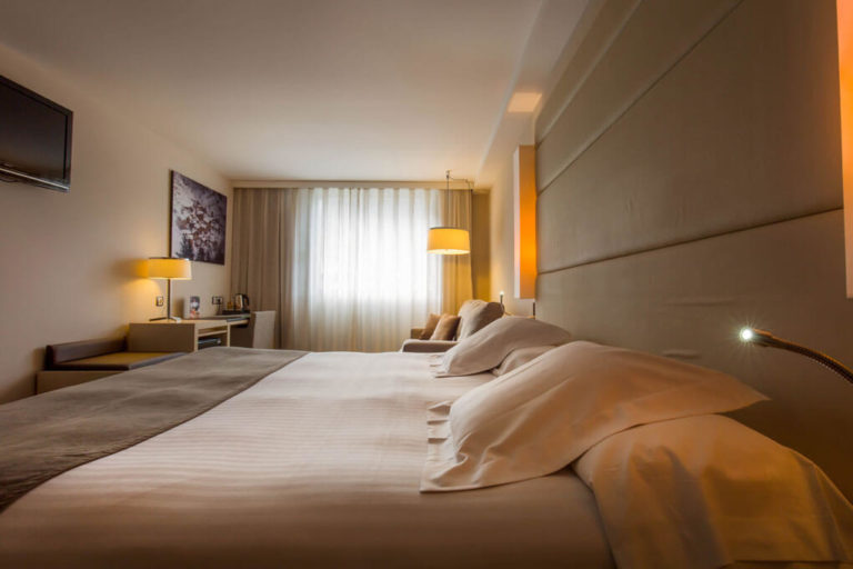 Habitación Matrimonial Hotel Mola Park