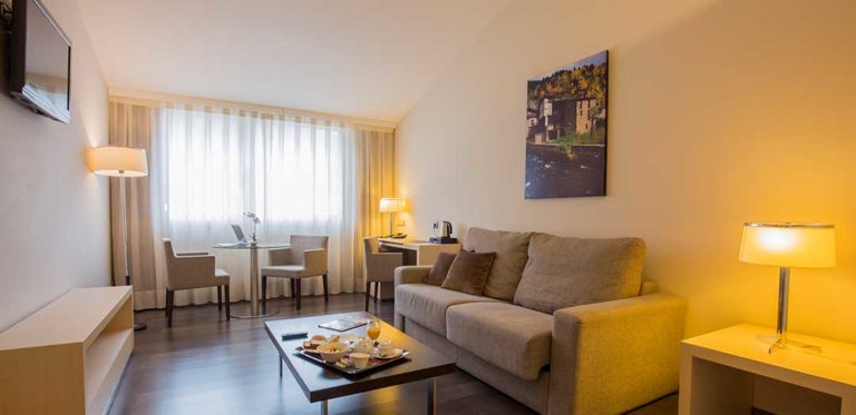 Habitación Junior suite Hotel Yomo Mola Park